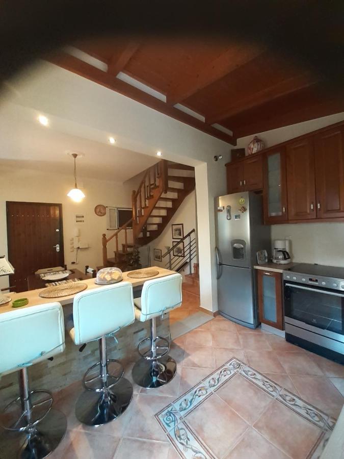 Вилла Thomas House Poulades Экстерьер фото