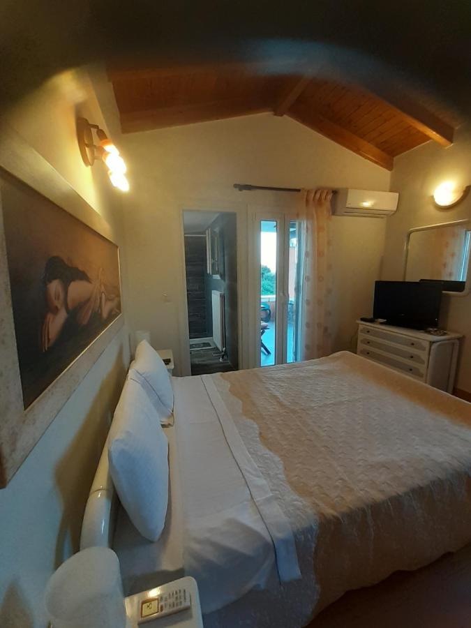 Вилла Thomas House Poulades Экстерьер фото