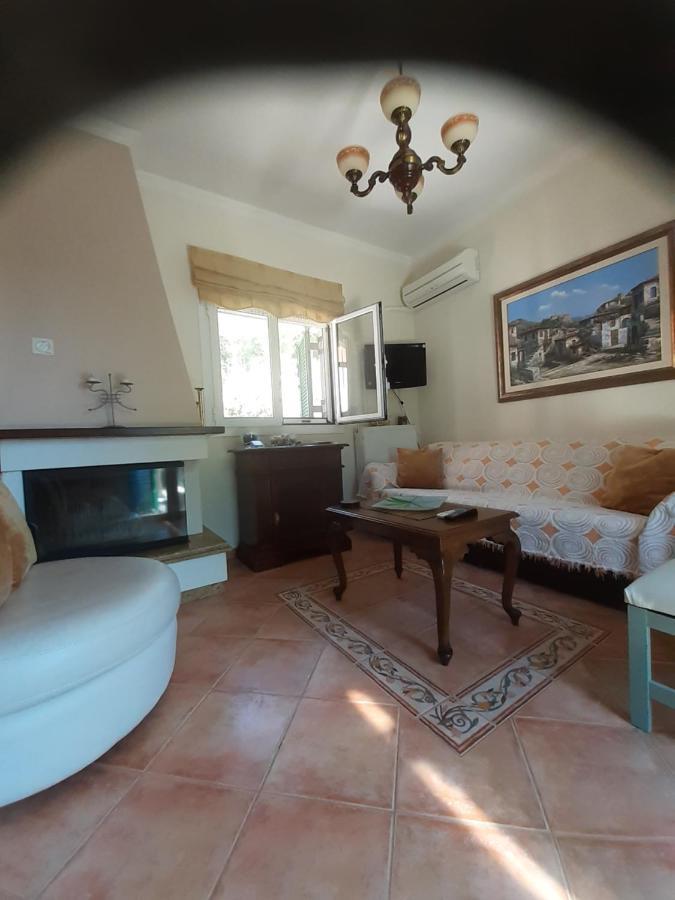 Вилла Thomas House Poulades Экстерьер фото