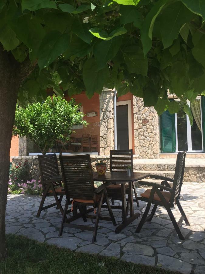 Вилла Thomas House Poulades Экстерьер фото